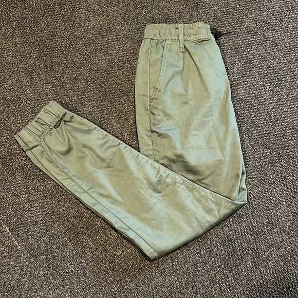Cargo Joggers - Picture 2 of 3